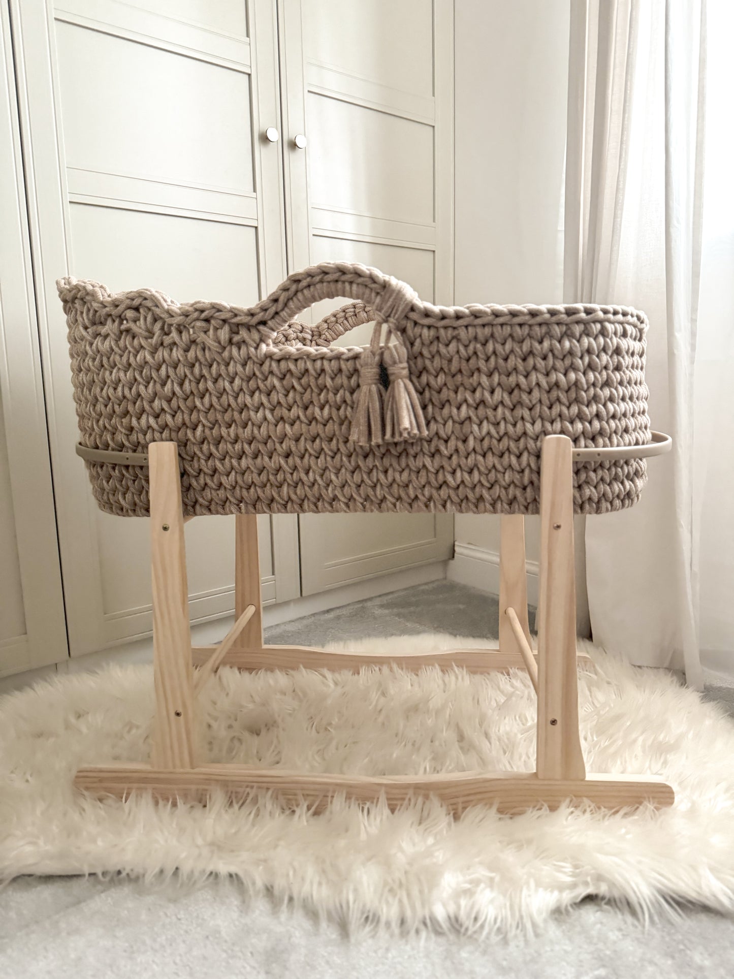 Scalloped Crochet Moses Basket